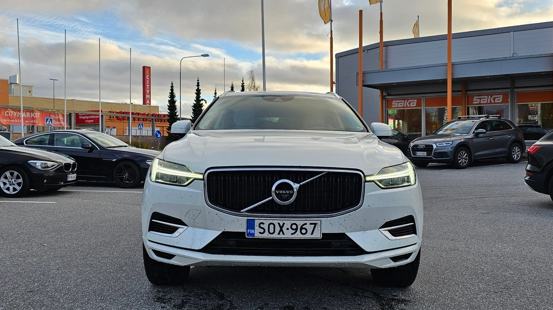 Car Image - 6IZSjjX0oA9OgaMk56g7kd