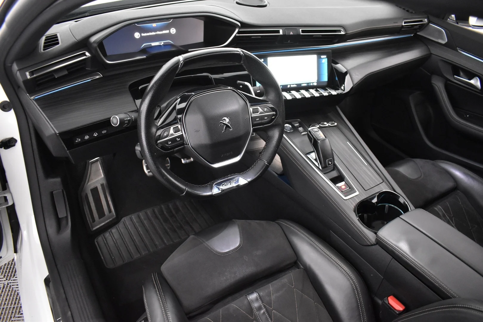 Car Image - 3Weu1BoLIiFWmOD4r5y9Xm