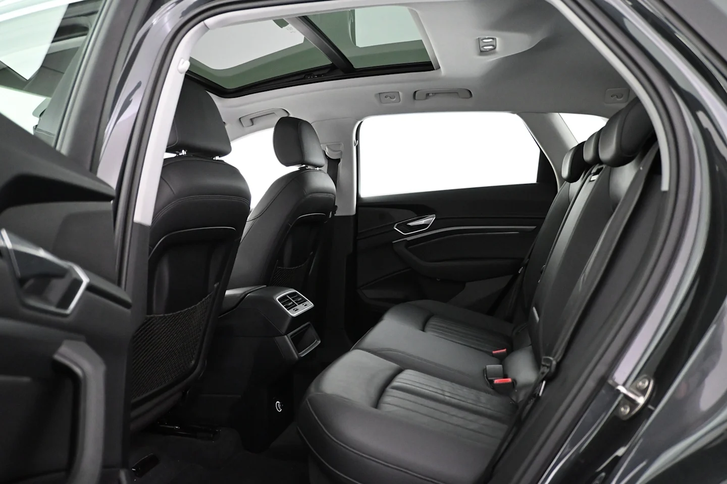 Car Image - 5F9bb1dijmJ24VGe5CpLu7