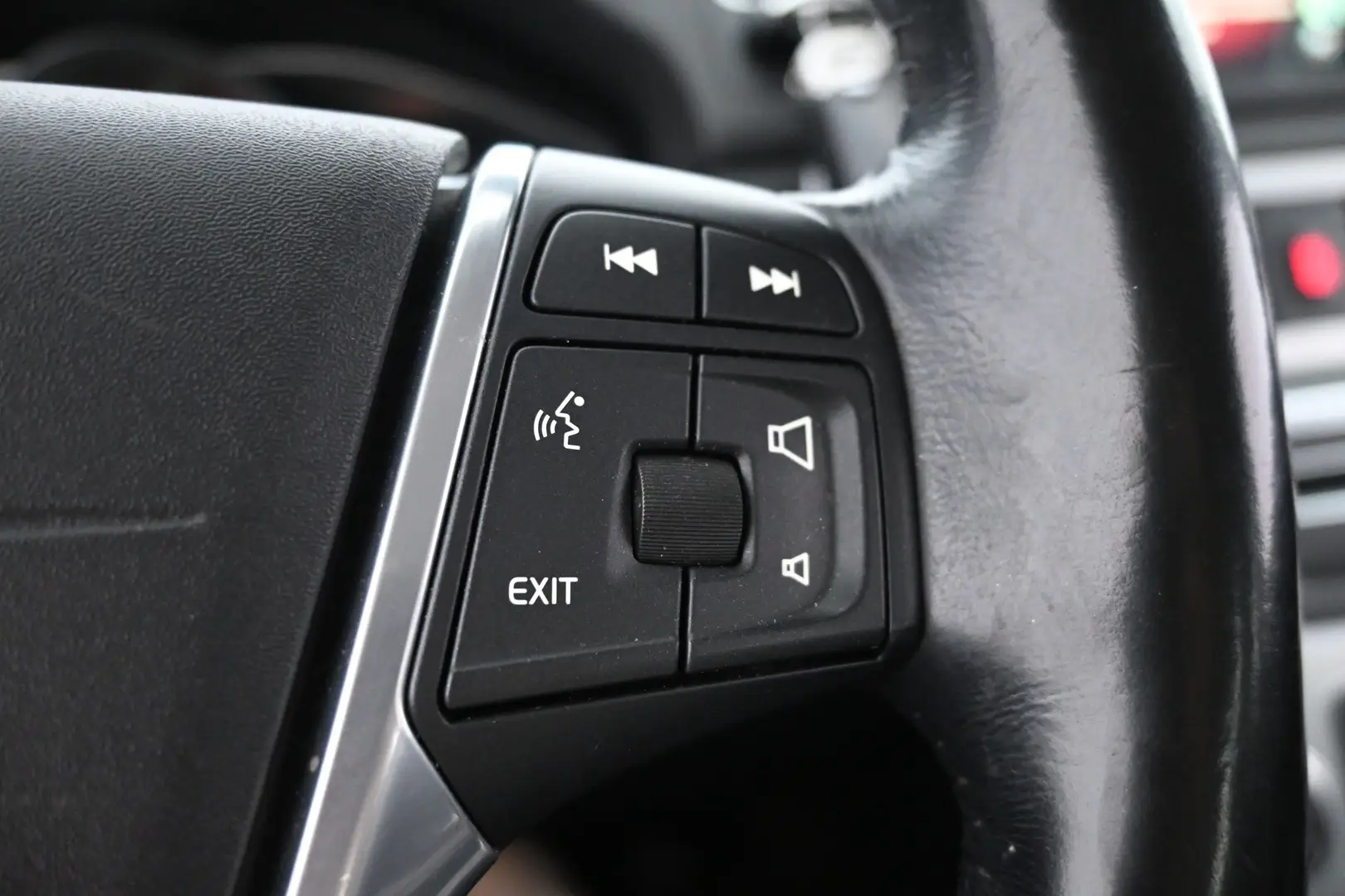 Car Image - 2lHI4omqru2UdJCivRdMUN