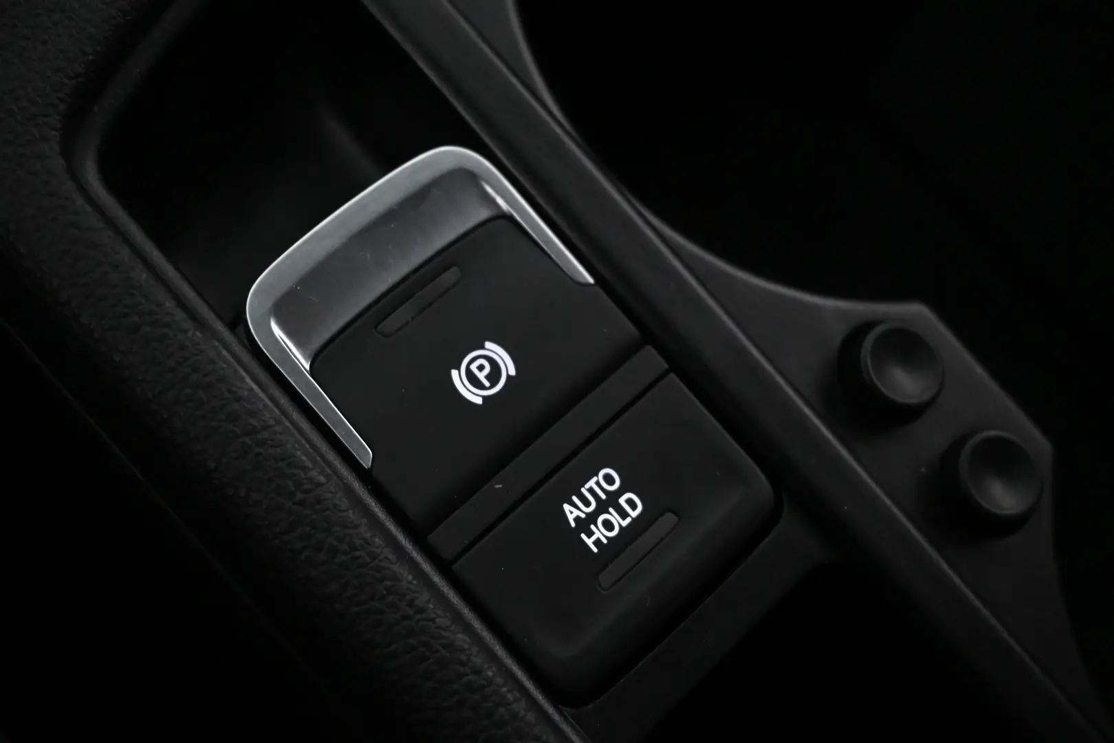 Car Image - 6vFzfQhPpSWwAq259faSeQ