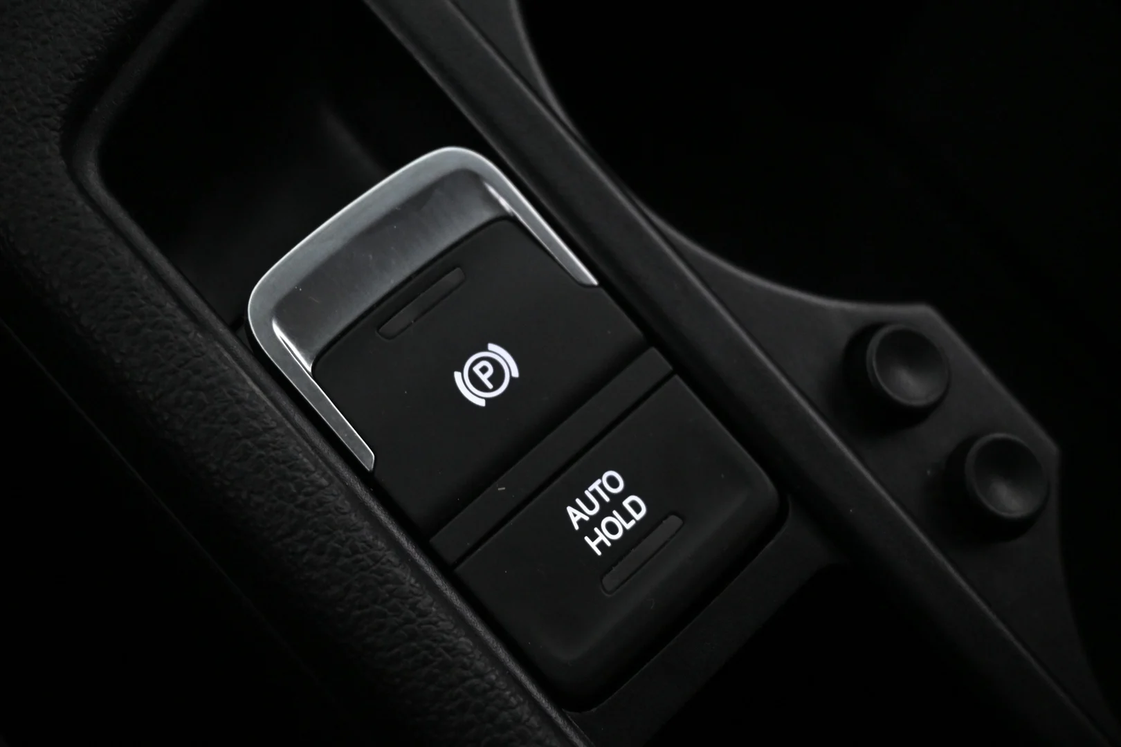 Car Image - 6vFzfQhPpSWwAq259faSeQ