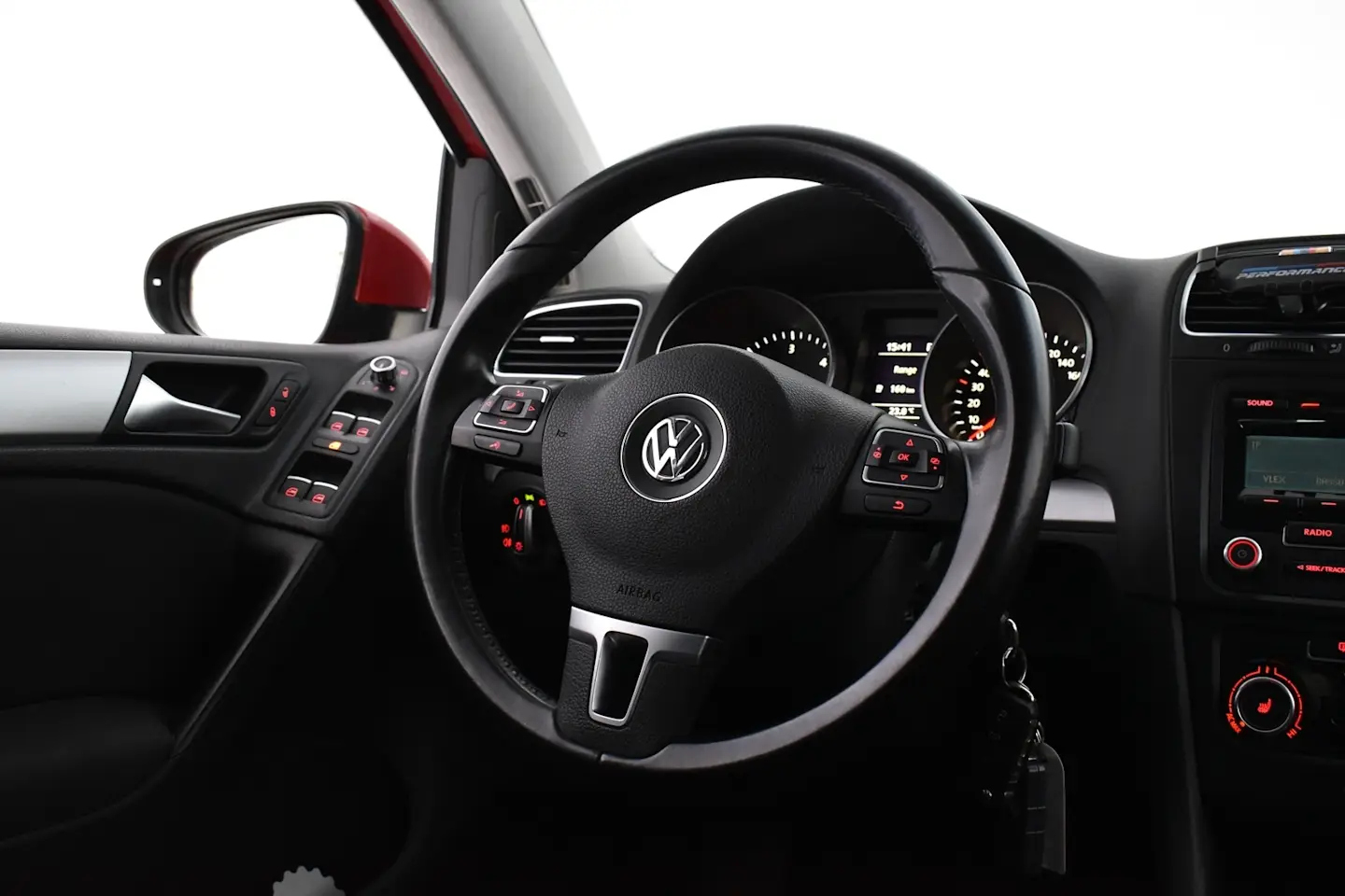 Car Image - U9wVbRSrPyE72RPI17XxM