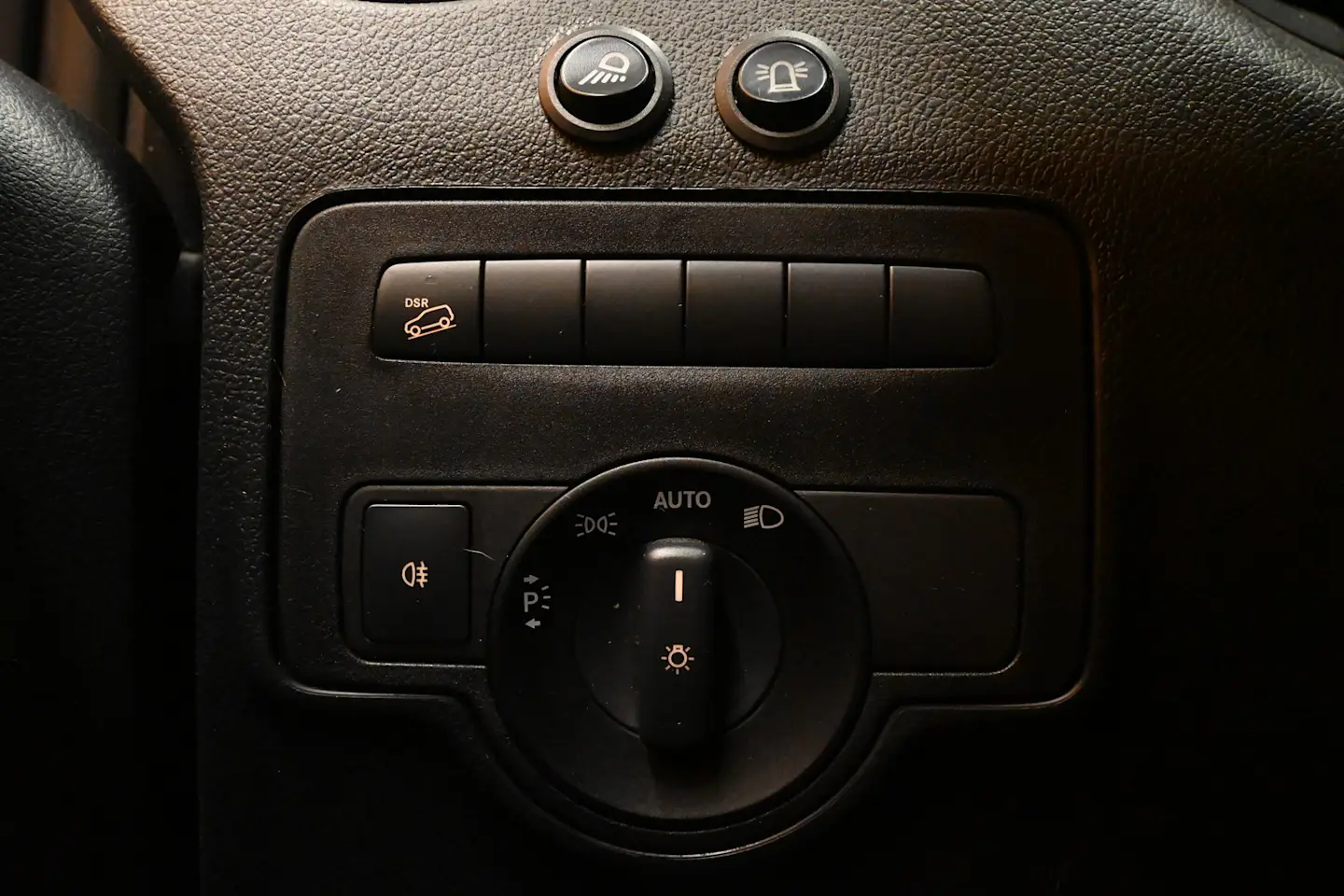 Car Image - 6e12SwmDnWu769yUGCYequ