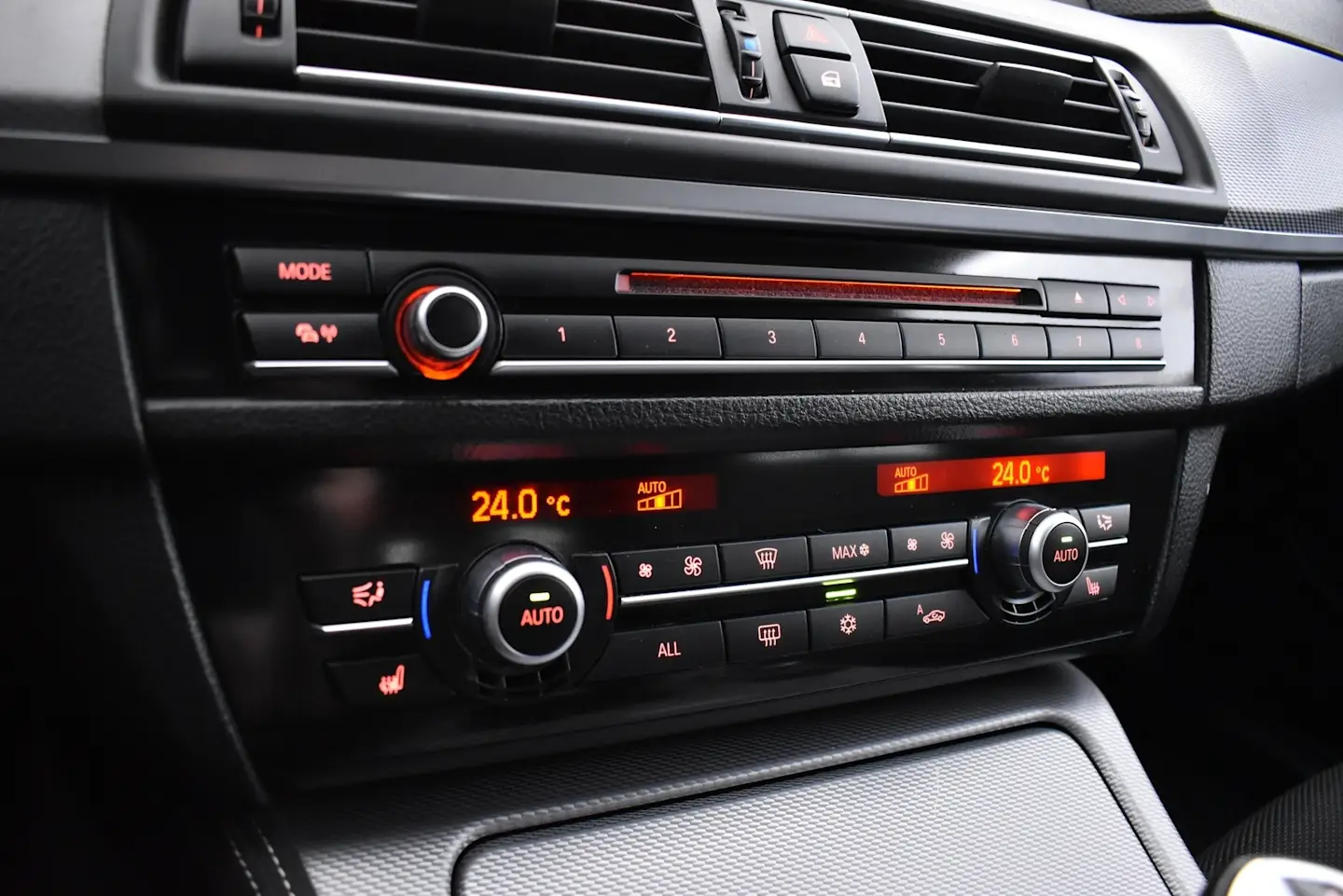 Car Image - 7Bmcu0q4rK4igqAKIRTJfM