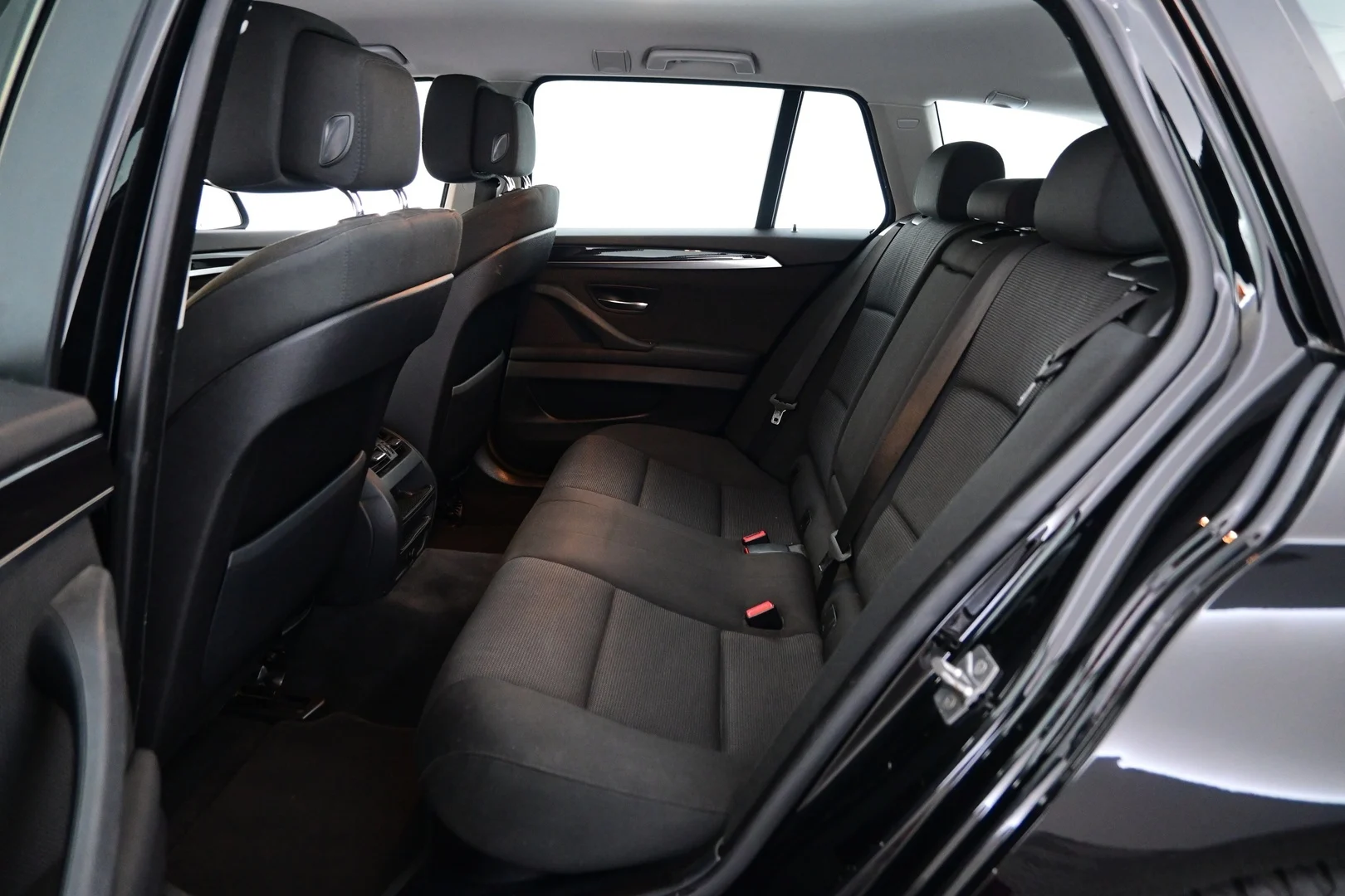 Car Image - 2IggmMqOTXkhKXpNrzzkIw