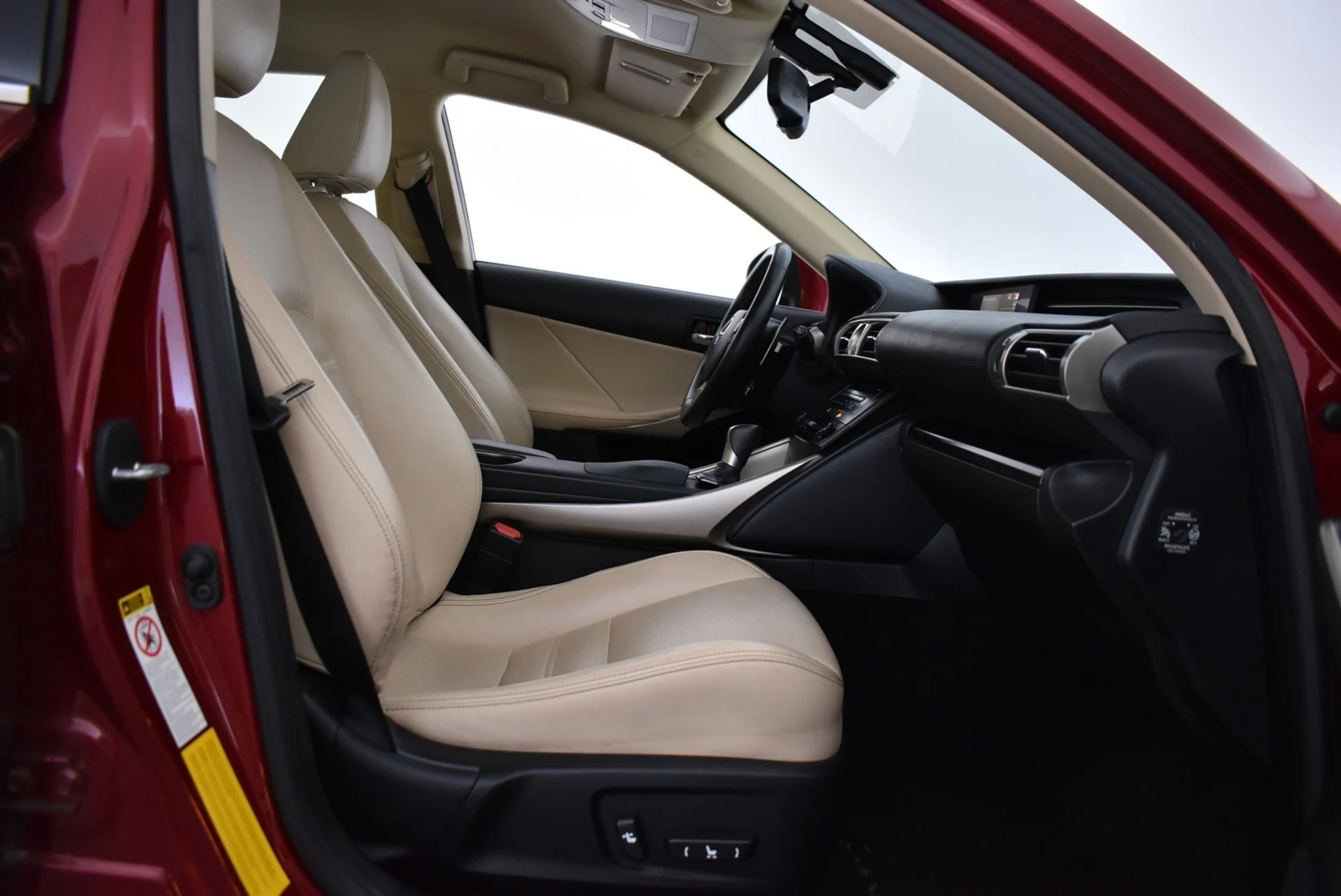 Car Image - 4I0TmqeTN2MiGUtMic3fYb