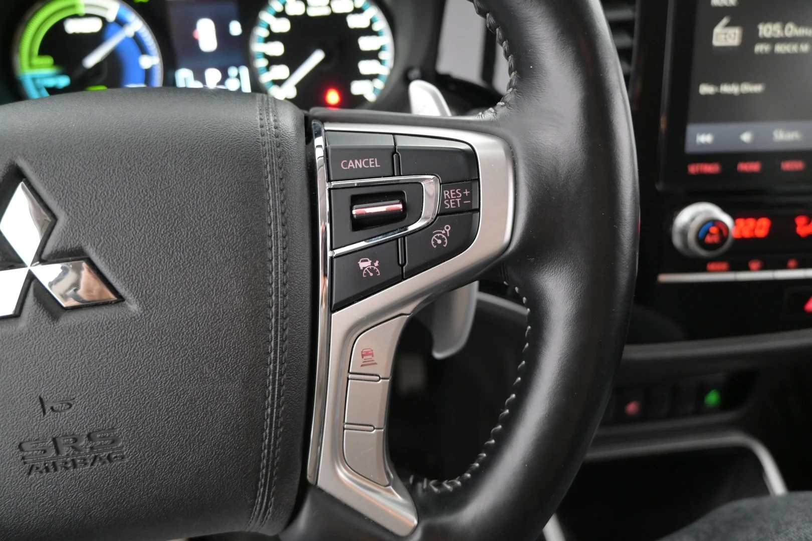Car Image - rX3z3hcYitOiQQ46EixyI