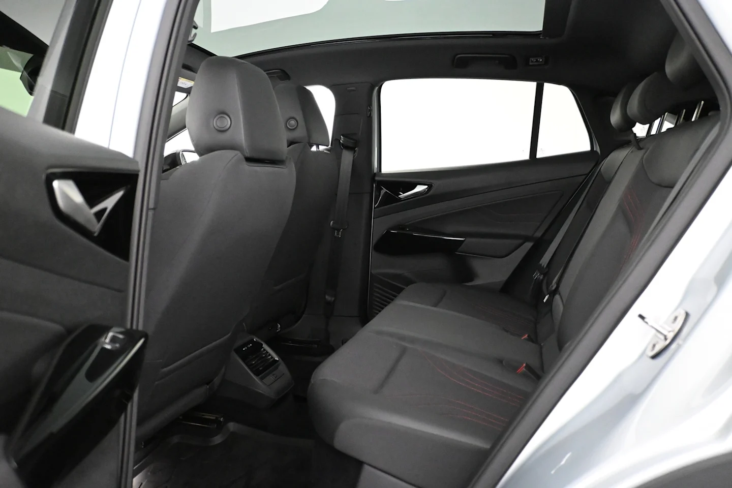 Car Image - 22n5bcCUpV9G1zIEiIxNob