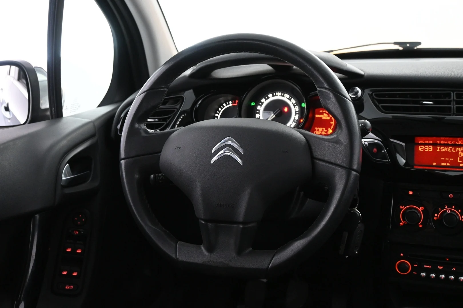 Car Image - 4jMCzcsqsNuAhfnHBnBfff
