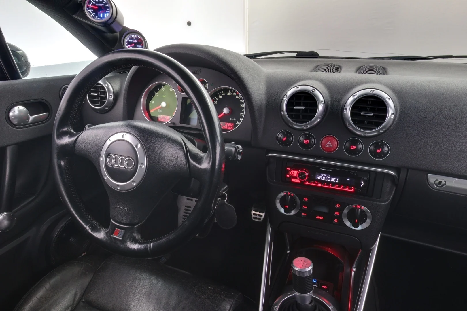 Car Image - 6VxtQi8Kj6qOXzelgtaZ67