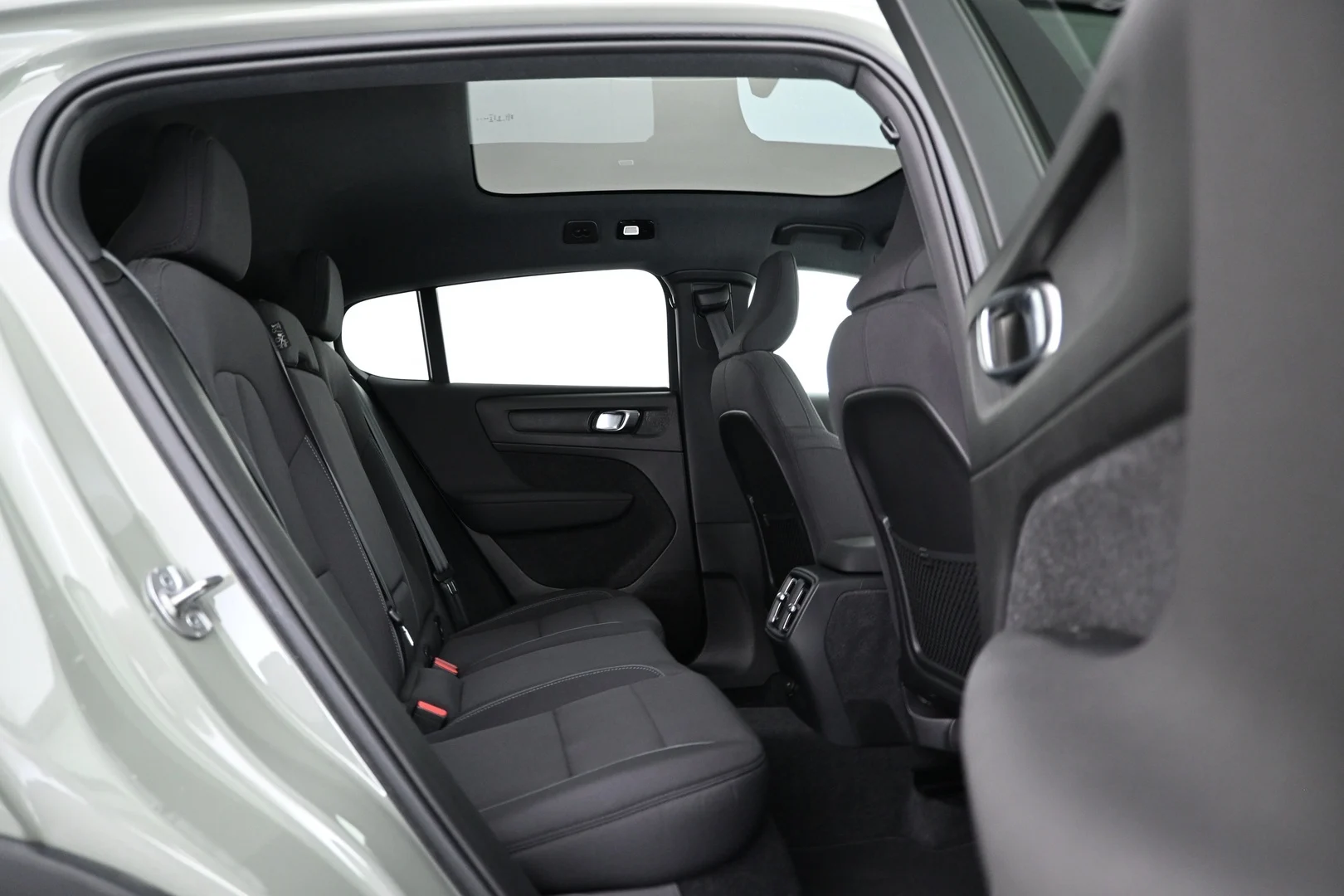 Car Image - 5iutahn8FTKFDLOKHkTJoi