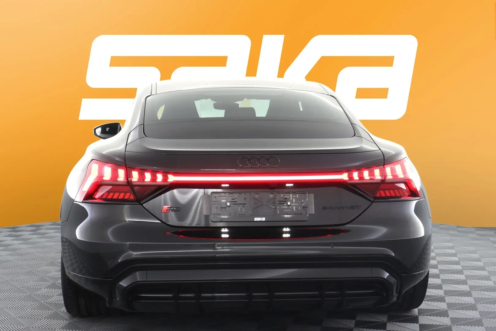 Car Image - 3lFU9XgN3VsanjiuCGeTjp