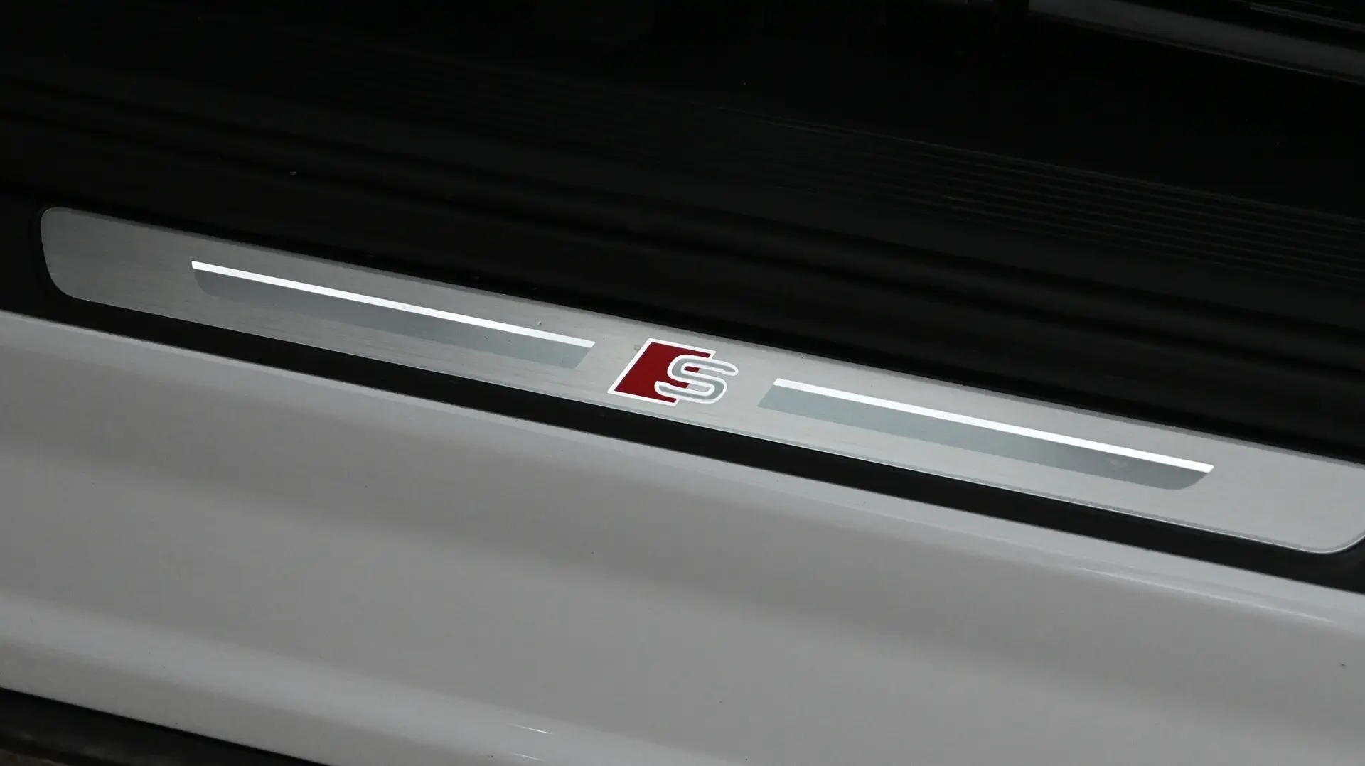 Car Image - 1NrbtxJ1WI5ykgnr3c8OJg