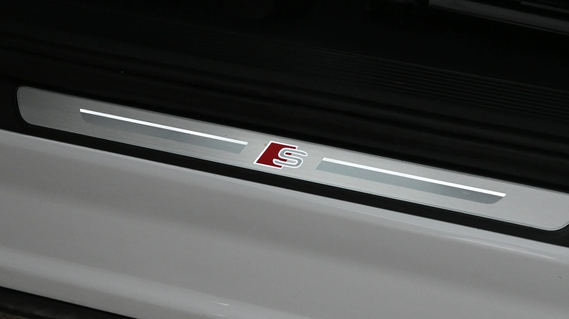 Car Image - 1NrbtxJ1WI5ykgnr3c8OJg