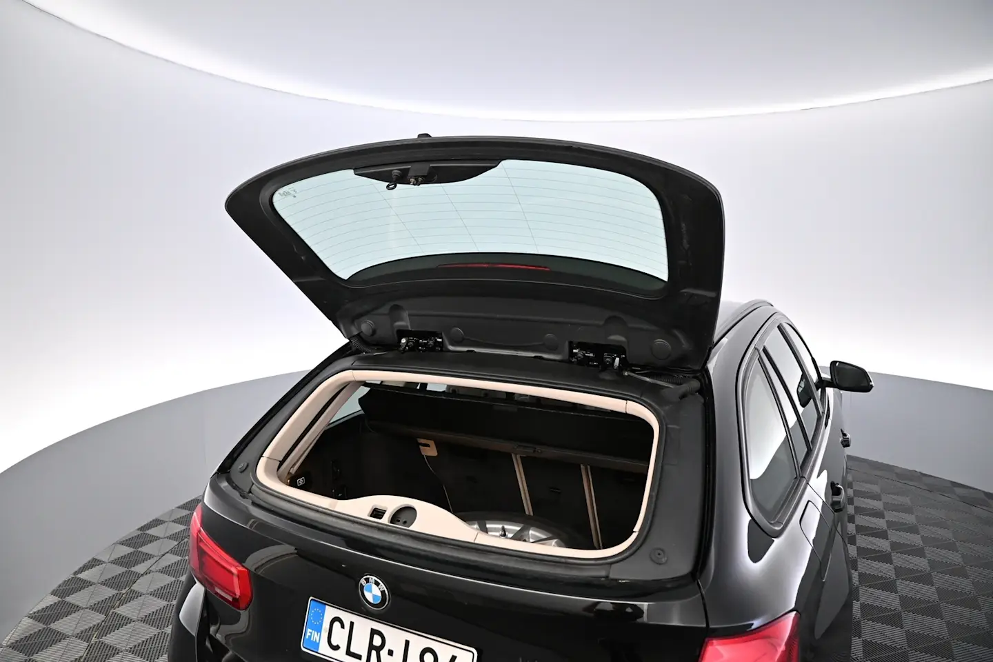 Car Image - 6Ugi4C9lAE0RQVJORymRhB
