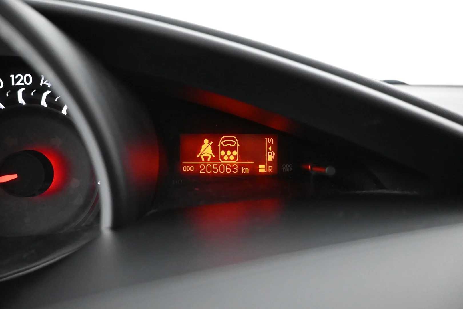 Car Image - 78r5gDNrdboXuTxrpXRFSs