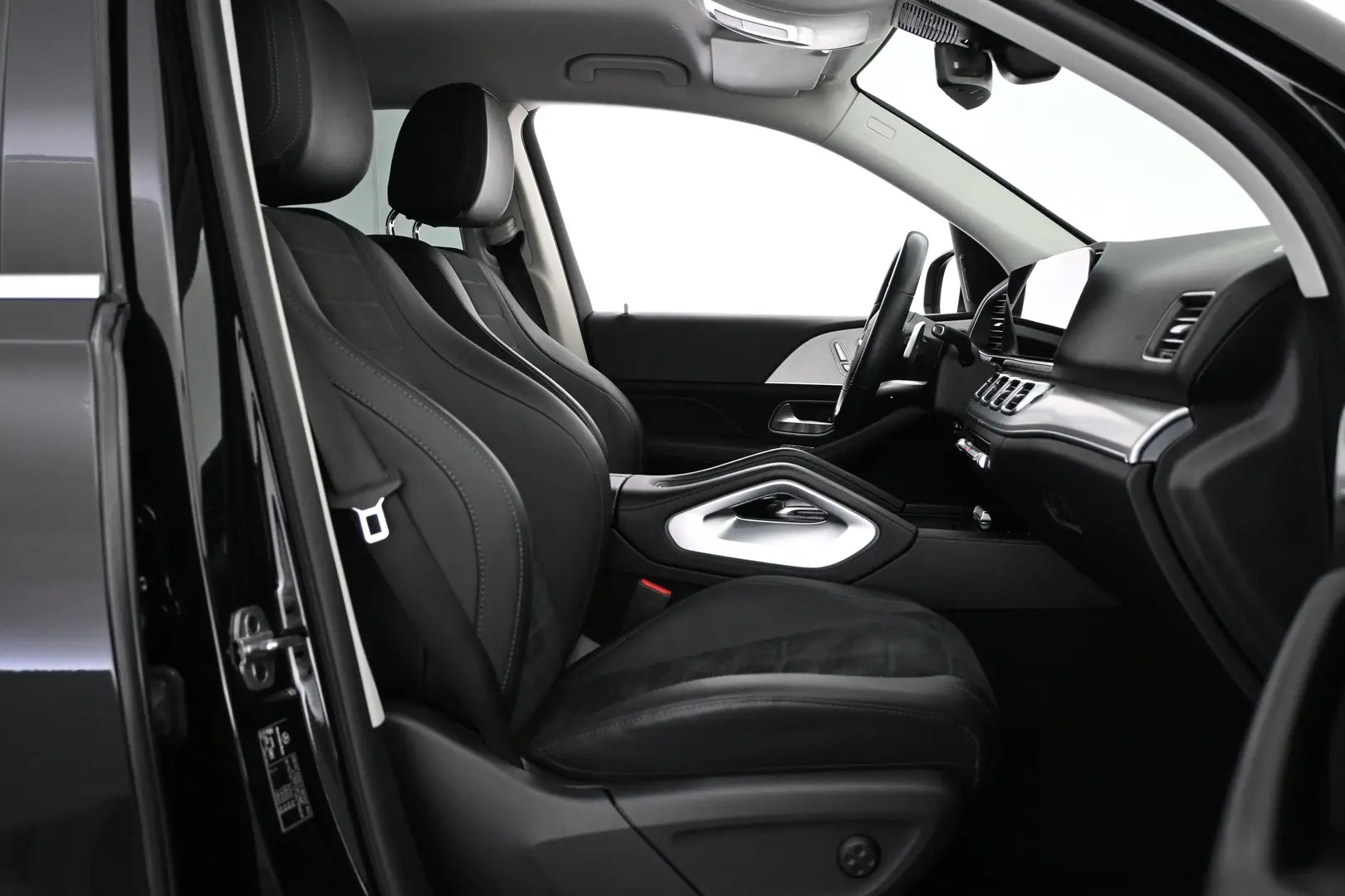 Car Image - 7oZLEZvf1kQZTFS4zOj1Zb