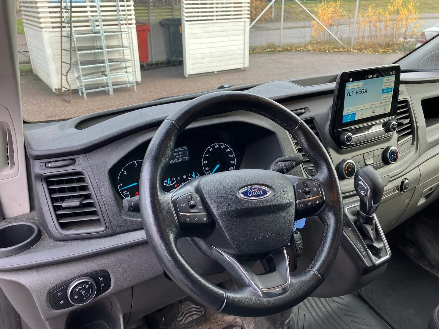 Car Image - 3OOwhAKcOsRKzVTqrJNMZ