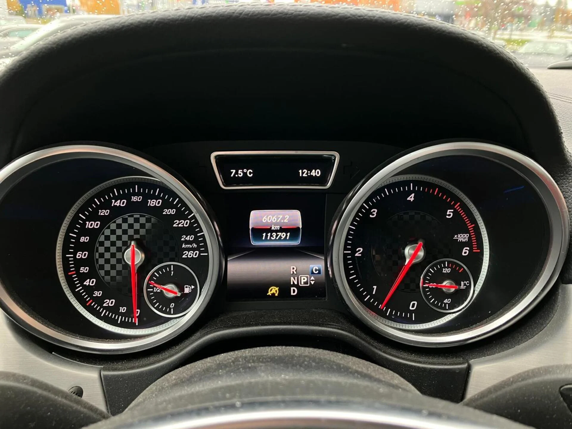 Car Image - 7J7RxJ7OjLLZJ6UFauJK1y