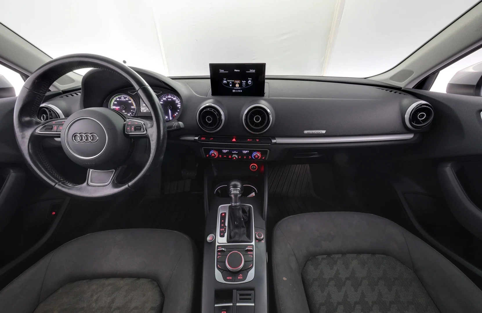 Car Image - 4d0YitdyYyrJINQ8OLi2hl