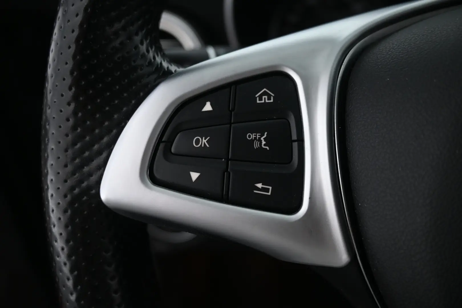 Car Image - 6SpJD0Rnvws8QHctBViLVS