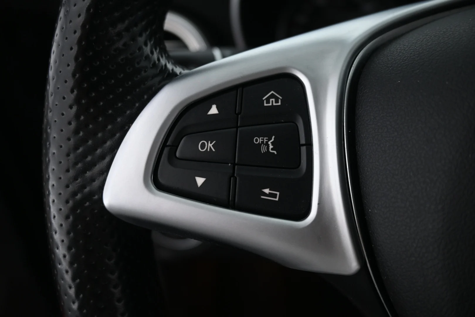Car Image - 6SpJD0Rnvws8QHctBViLVS