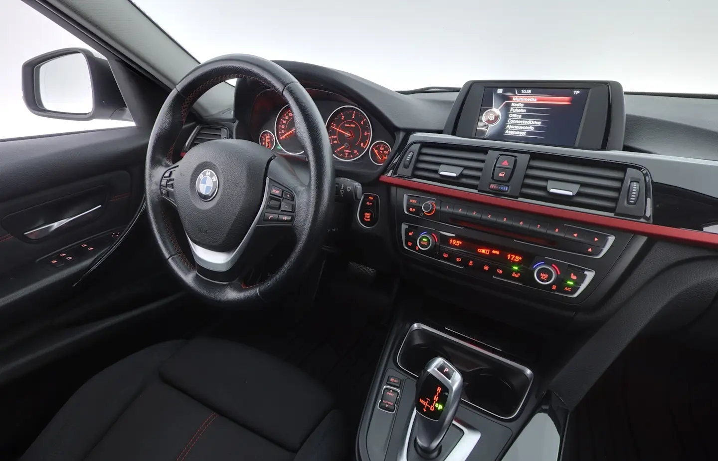 Car Image - 1hXmMYF85YESook5btj8TR
