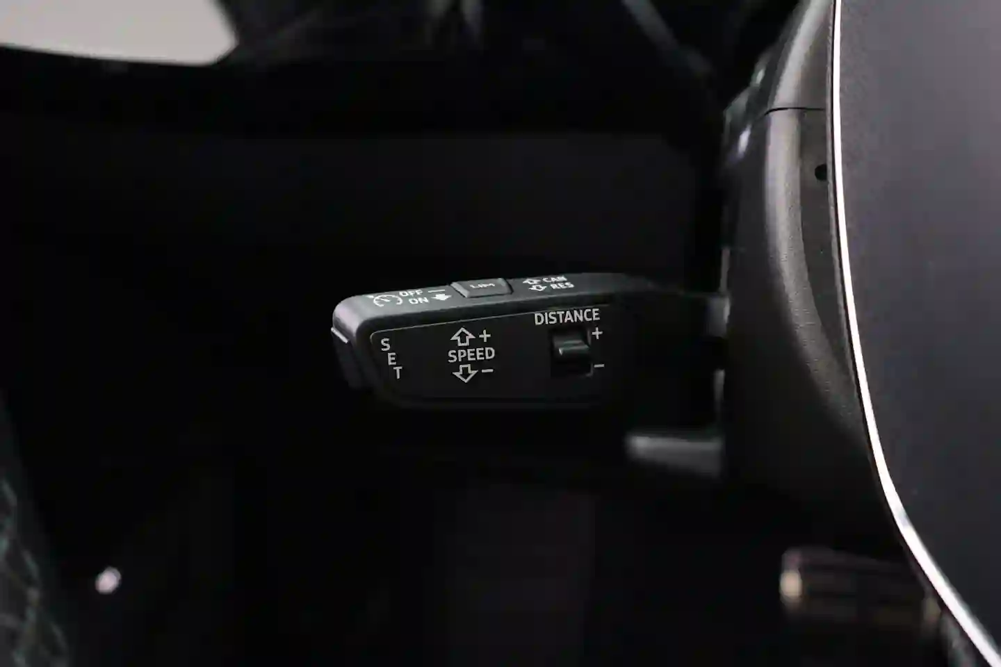 Car Image - 5trnScceGtxTrC4zPXKTCt