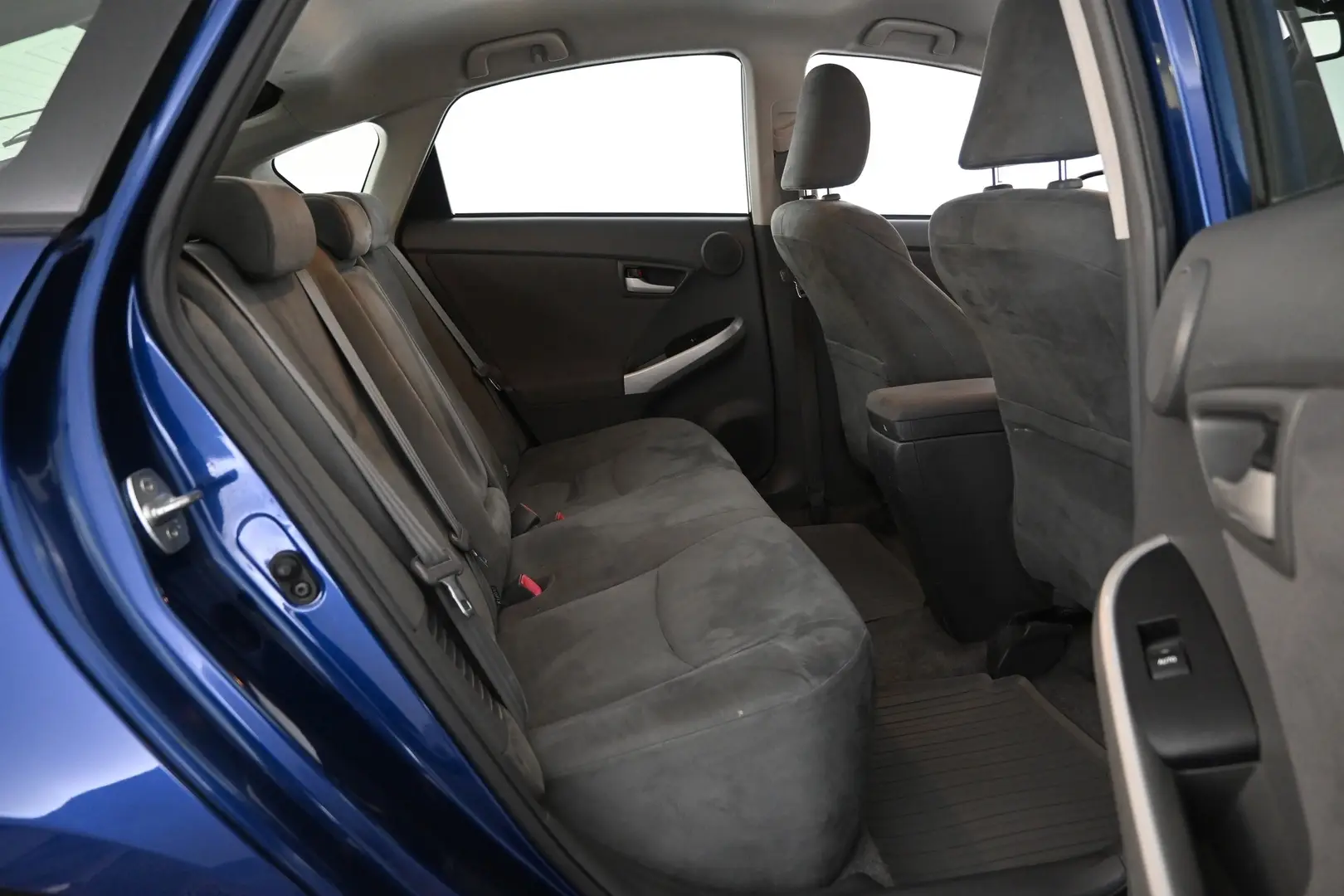 Car Image - 6bFmOXT0JdrAC1z85hnRrL