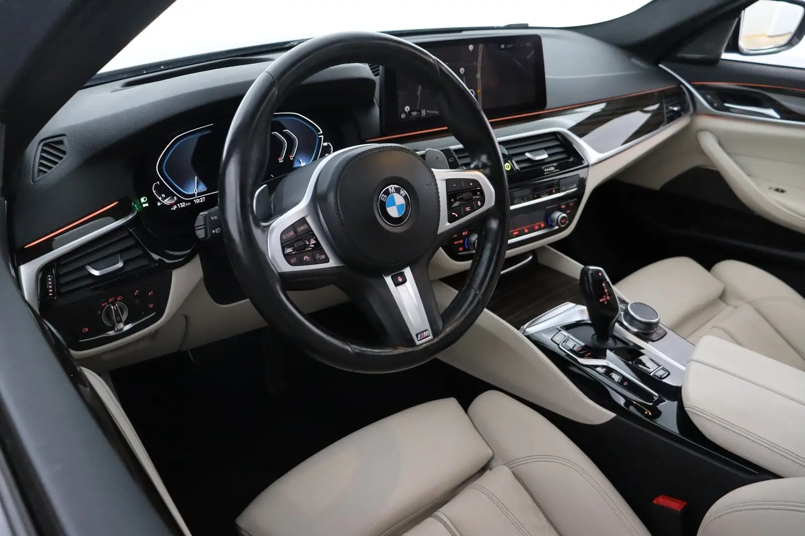 Car Image - 1RGHoL4av30gUcMSEWpxLq