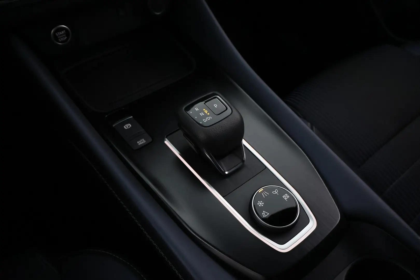 Car Image - 7DbuacK5P6orlFGjaa4VMI