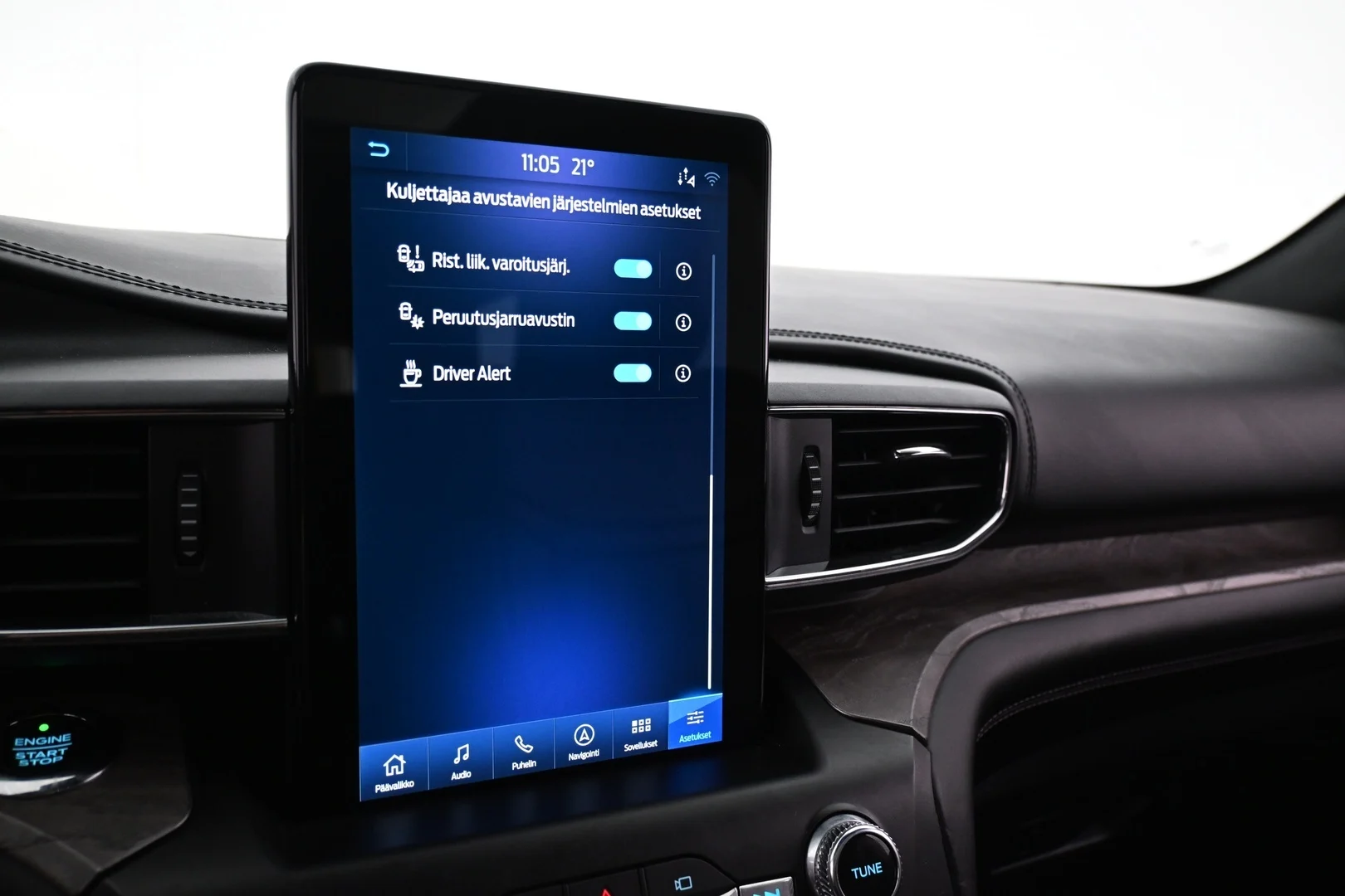 Car Image - 7iYdNEPHaHx2LWb7d5crJc