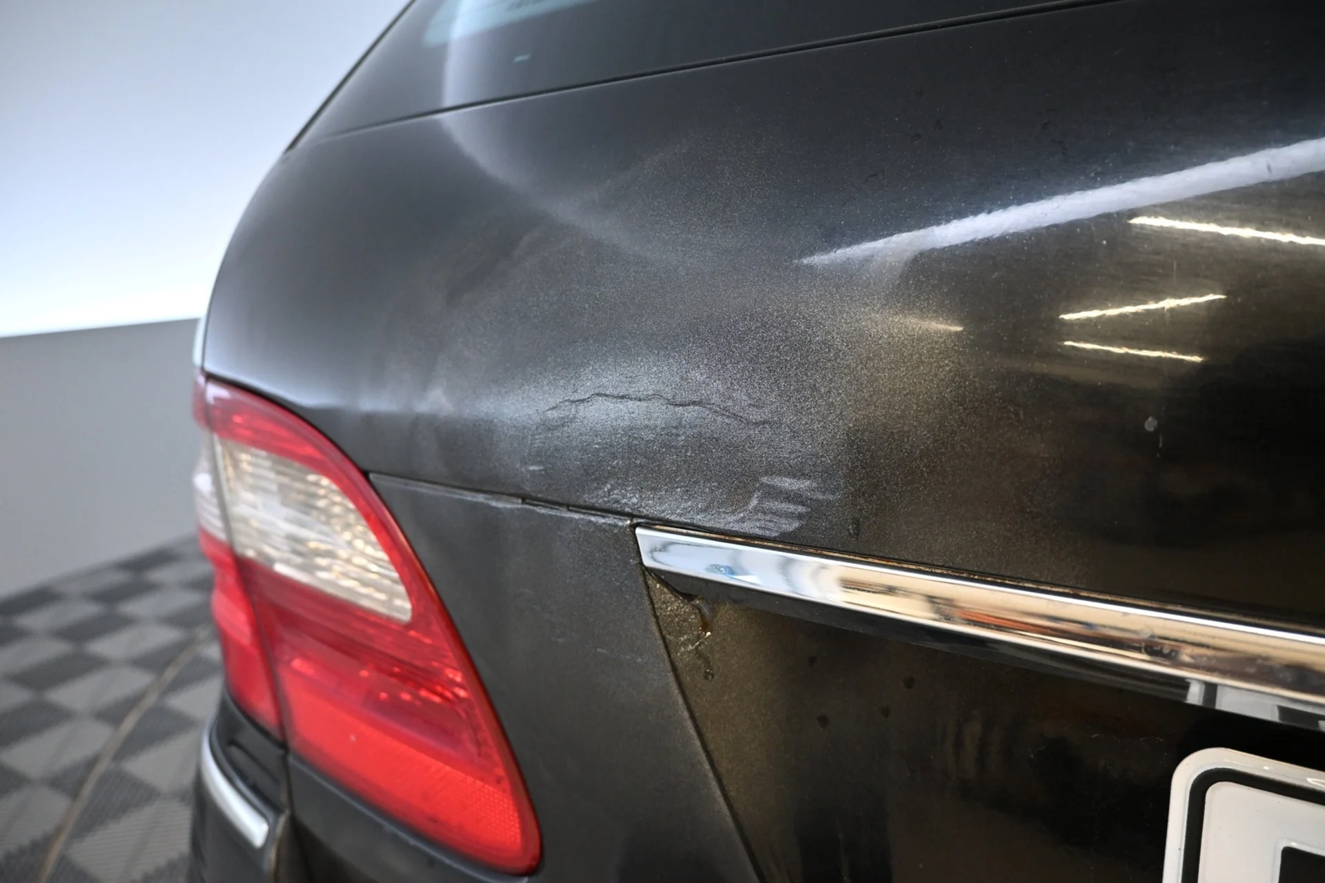 Car Image - RPkaorDMdKLXvdlAifTeB