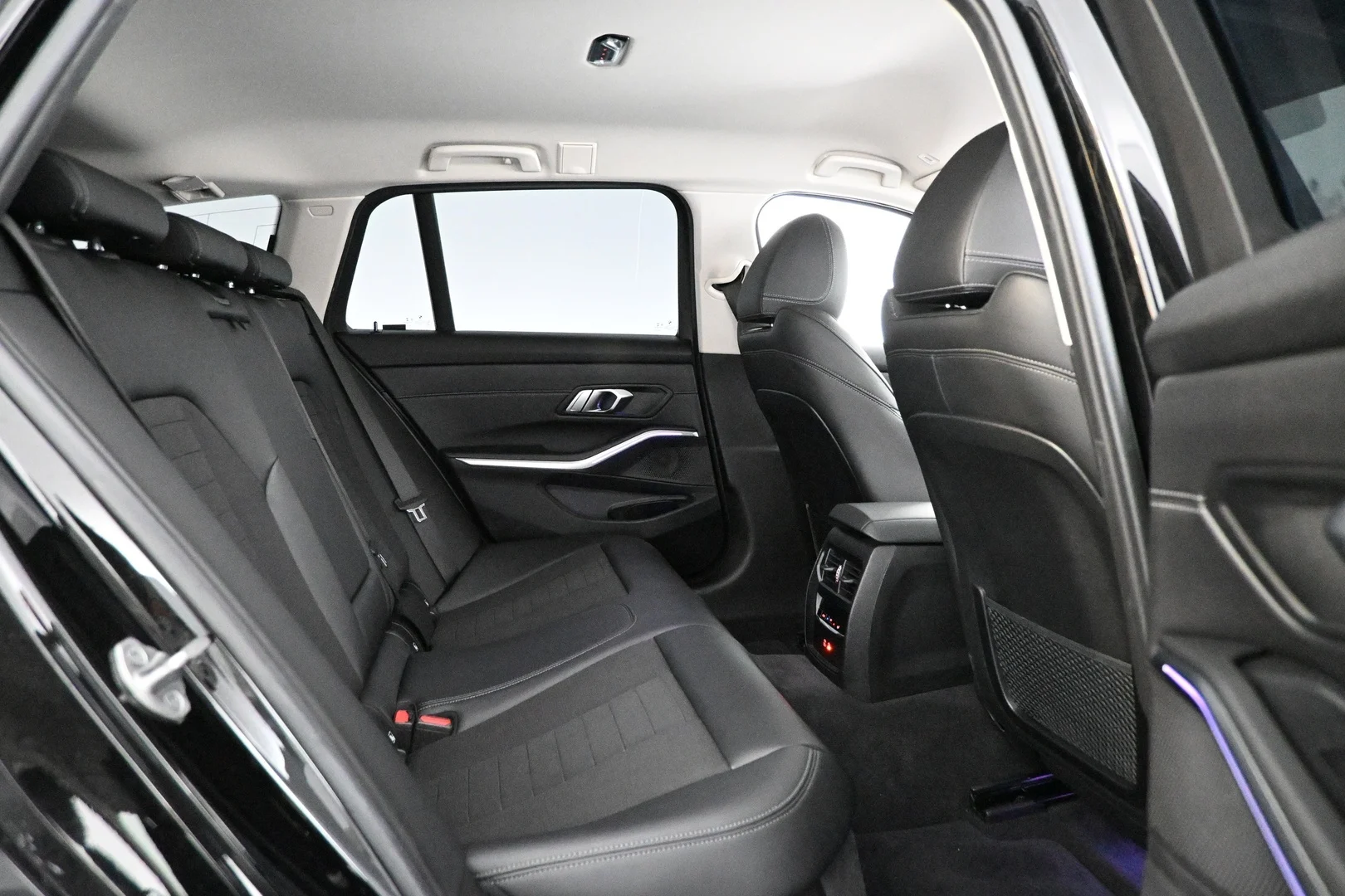Car Image - 1iMbSd4qRDuFwPUwUhqy2B