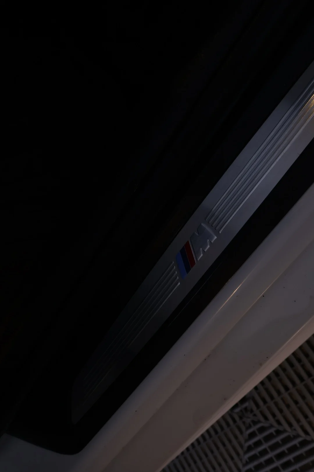 Car Image - 6i29SpZqq4HkxagUnB8uTC