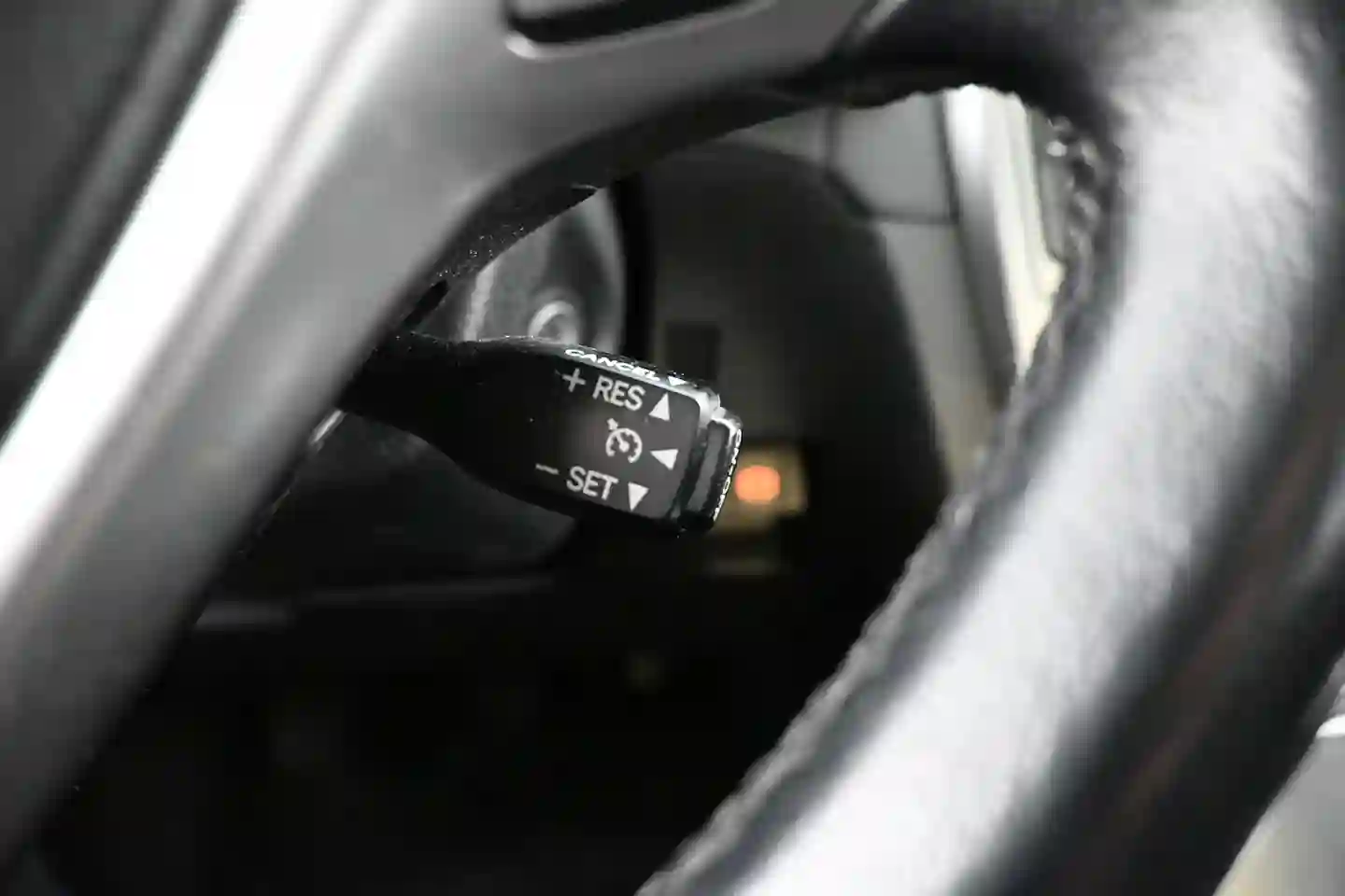 Car Image - 6ys6WQpthZZ5JMpSljBnM3