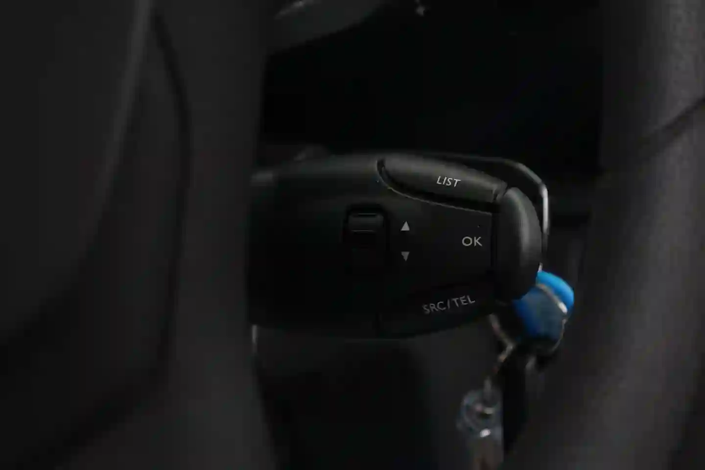 Car Image - 1jWOcEUQr0foGIJOD8Esfb