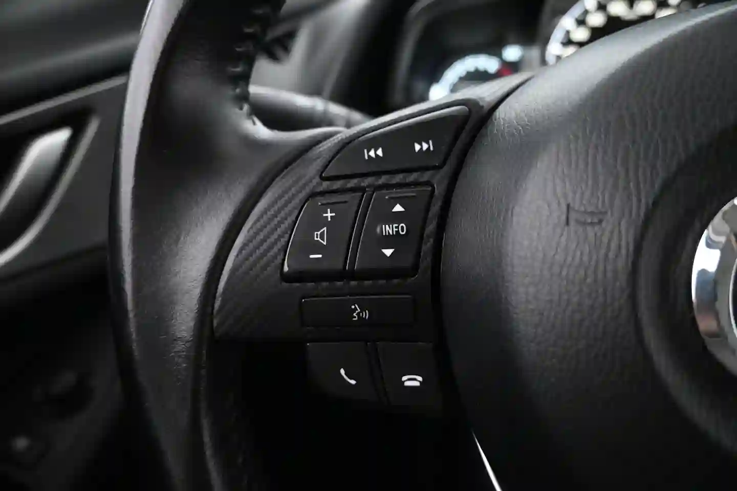 Car Image - 3AMcGAPrKv9IYkwiuZAXlG