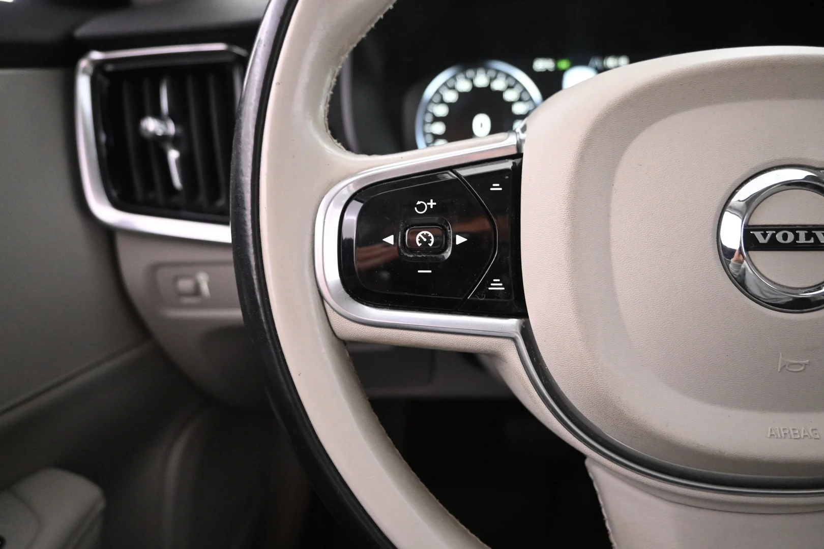 Car Image - NlhmRkUGv9eCgI8MpNVaS