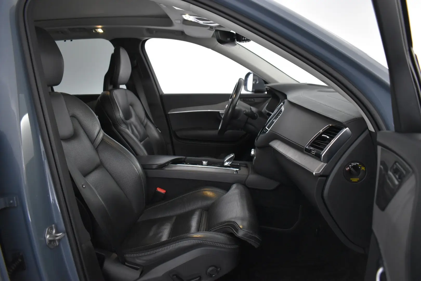 Car Image - 1J3sEf9jaHbTrlRXdY0X1P