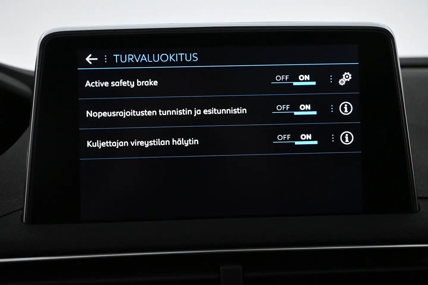 Car Image - kynrHpBG1aD5eKdHkorxg
