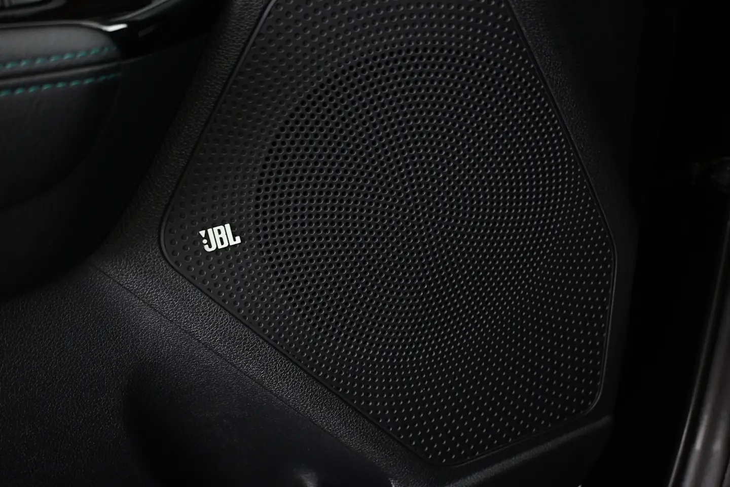 Car Image - 3sGfhJGzIsgqTFrEkBds9C