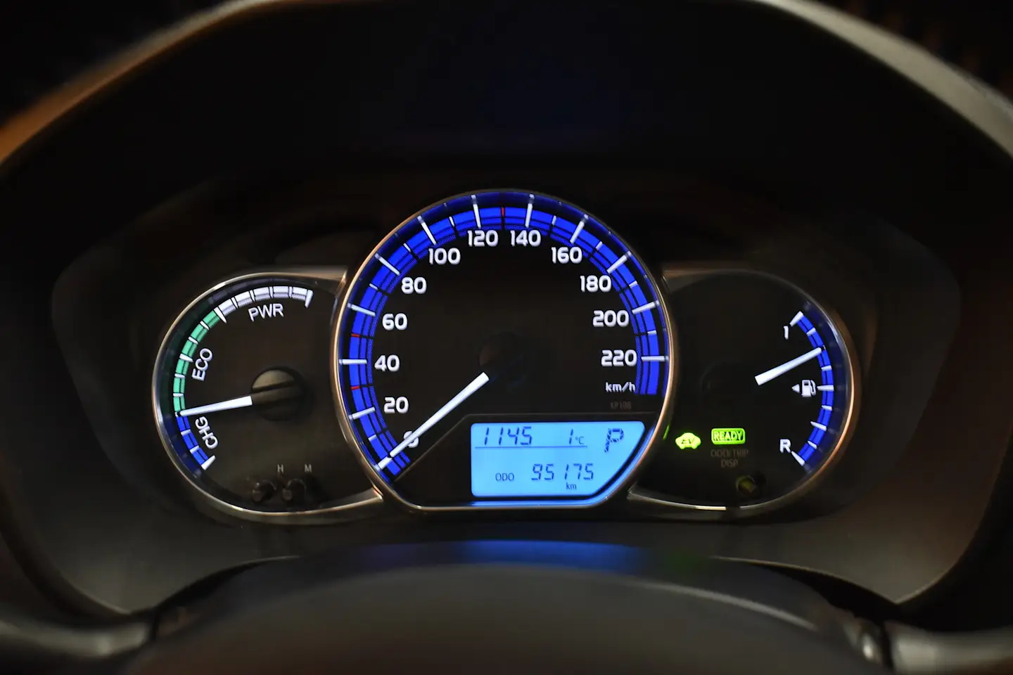 Car Image - 2lhm9IPuynLPSPyoAw9cVH