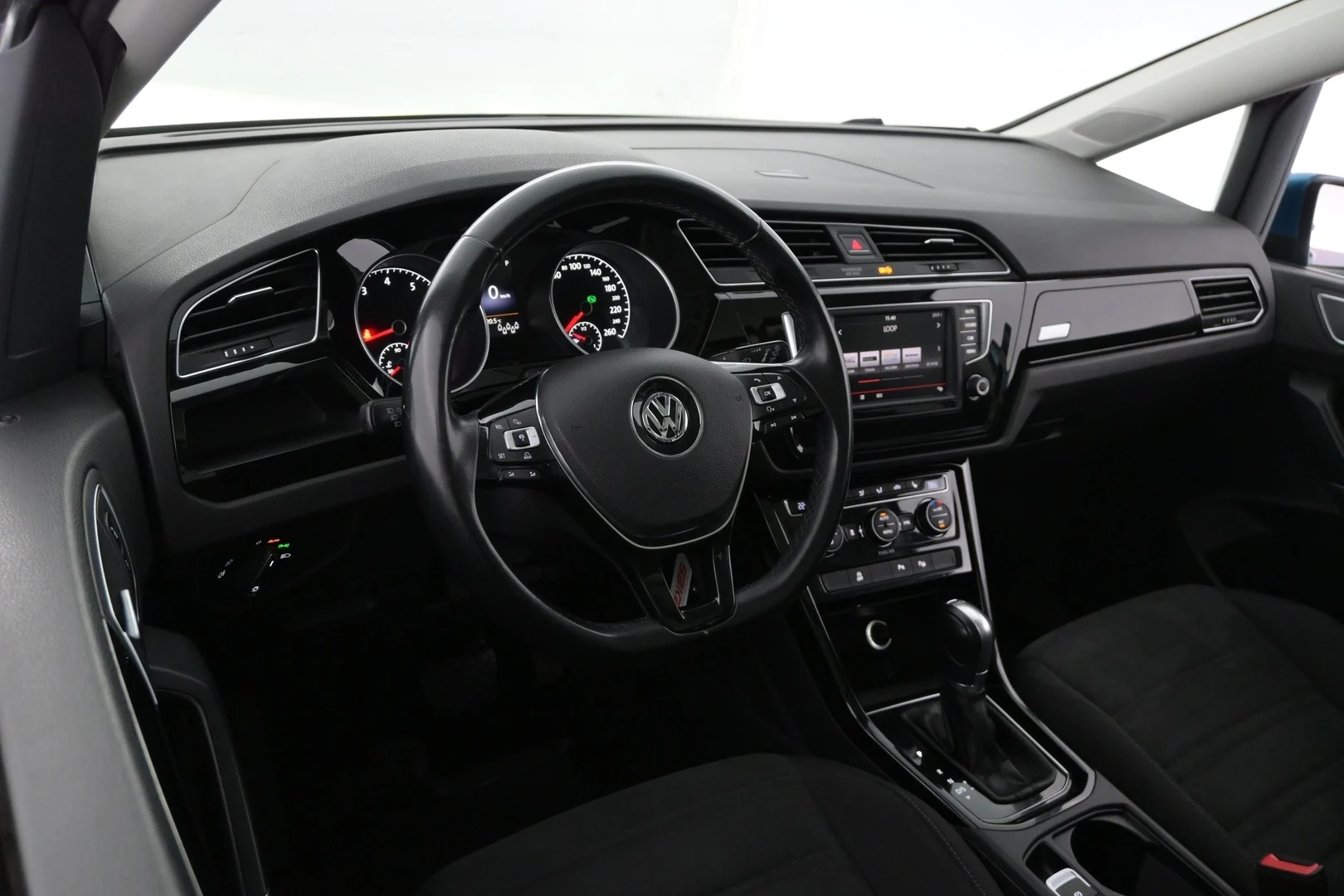 Car Image - 6faGwAkuTQ6lRWi4n9ZjqE
