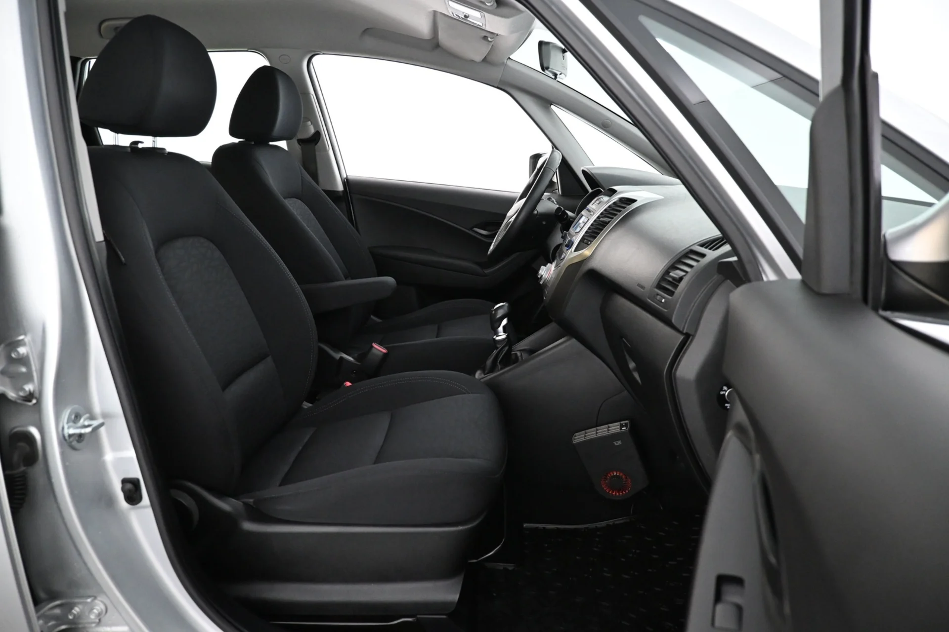 Car Image - 4dvkXe7ZctfCOBS9nx8bBq