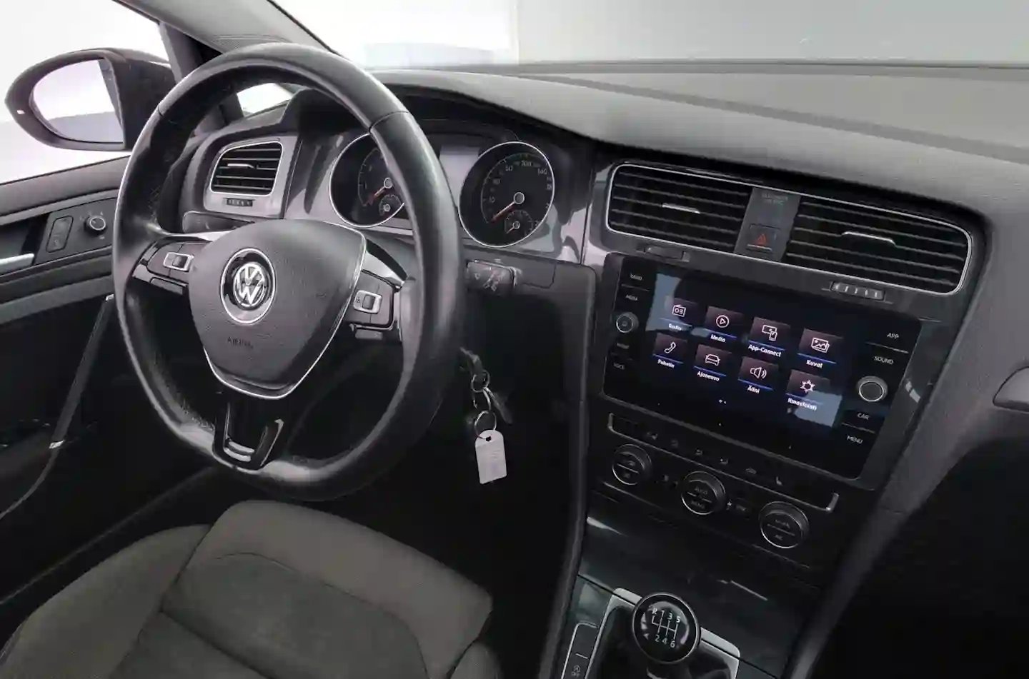 Car Image - 3AEGBZB43VFtUNYuhwuFLL