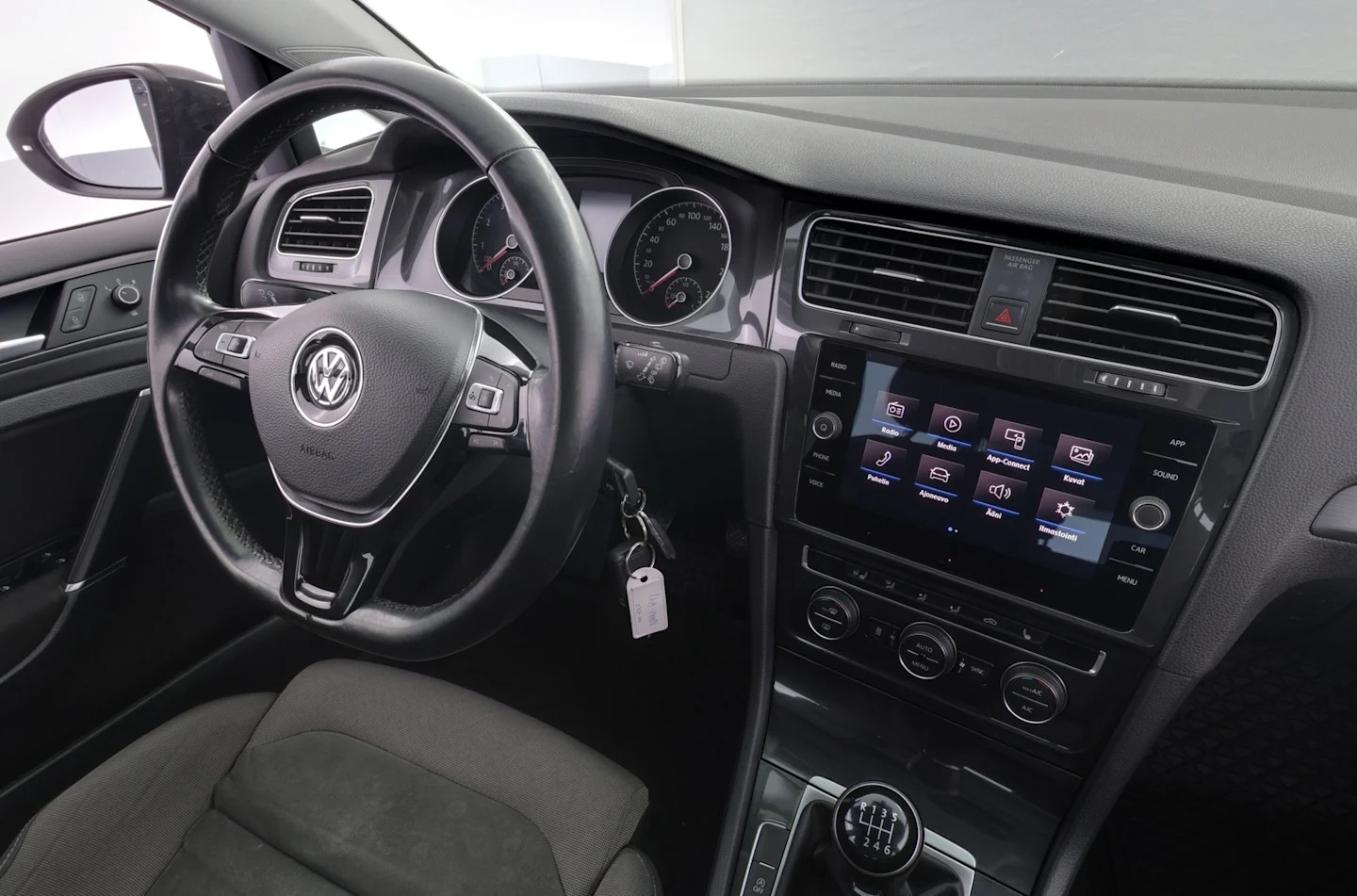 Car Image - 3AEGBZB43VFtUNYuhwuFLL