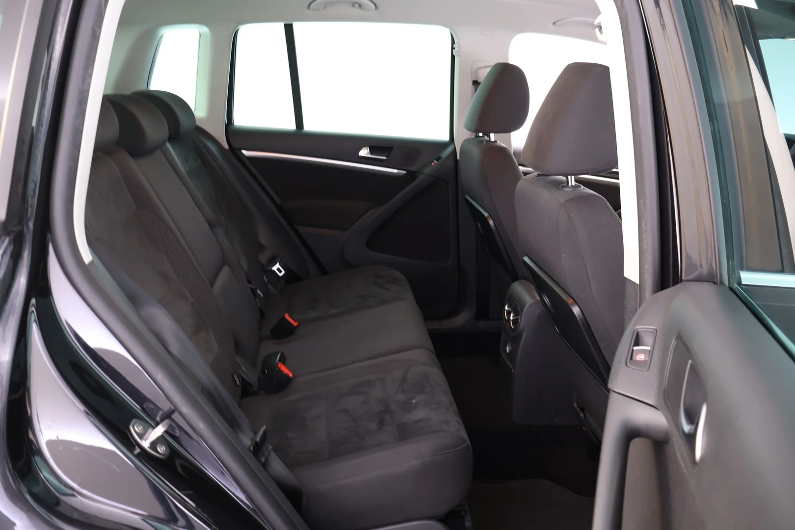 Car Image - 4vd4nTUKin1m1wlrSNGJyB