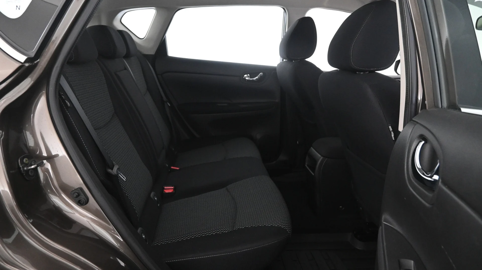 Car Image - tNLVwS9nql3nJuqbJsWyU